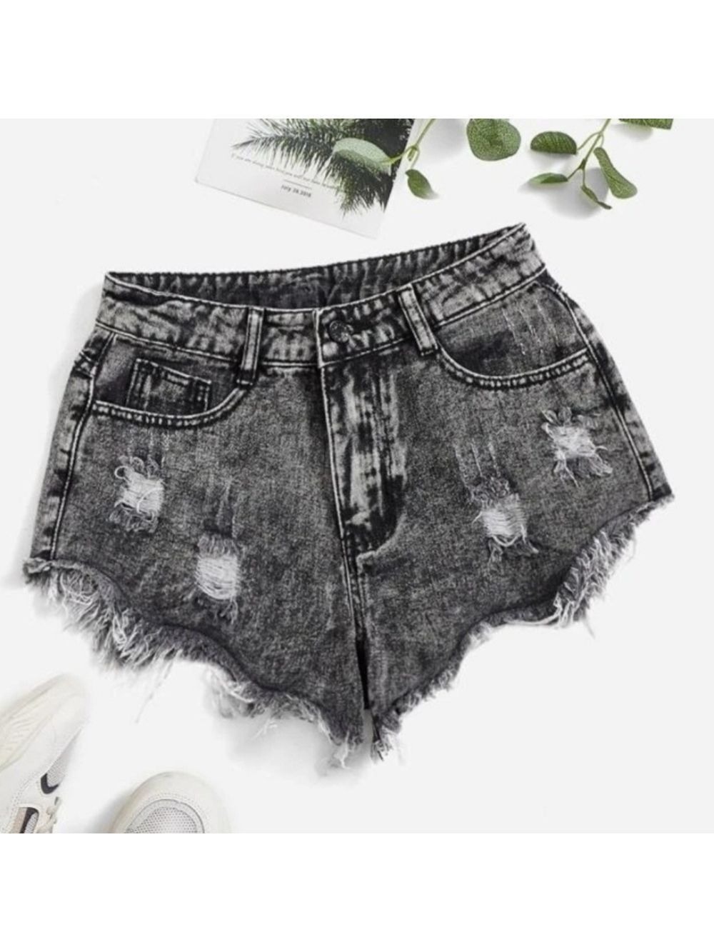 Shein EZwear Raw Hem Ripped Denim Shorts Size 4 - New Without Tags